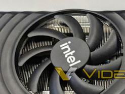 Выход геймерских видеокарт Intel Arc незаметно перенесли