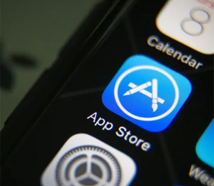 Кремль висунув ультиматум корпорації Apple за блокування російських додатків в App Store