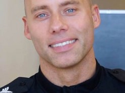 Звездой британского интернета стал обычный полицейский