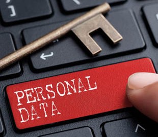 Защита персональных данных: куда попадает информация из вашего резюме