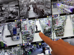 "Умные" камеры могут определить магазинного вора еще до кражи