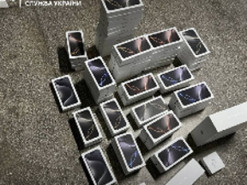 Прикордонники викрили нелегальне ввезення техніки Apple на 8 млн грн