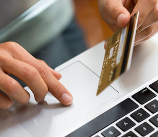 Фейкові «великодні виплати»: українців попередили про шахрайську схему