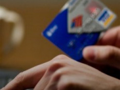 Близько 80 000 гривень видурили шахраї у мешканця Сум