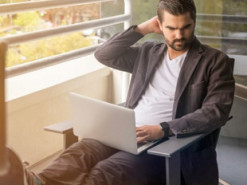 Аналитики выяснили, что делают люди в Сети каждую минуту