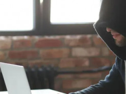 Виманюють особисті дані під приводом перерахунку пенсій: як працює нова шахрайська схема