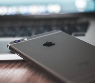 Apple запретила установку iOS 11.3.1