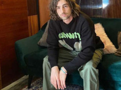 Не зміг стриматись: Дантес розповів, які події під час війни довели його до сліз