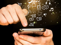 На Кіпрі розпочався 3-тижневий локдаун. Виходити з дому можна лише двічі на день, попередивши СМС-кою владу