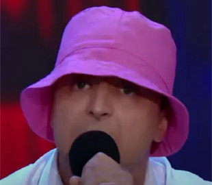 Фото Зеленського у рожевій панамці назвали пророчим