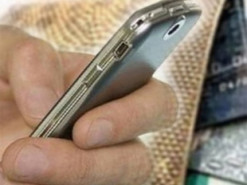 Шахраї ошукали жінку на понад 70 тисяч гривень через фейковий сайт