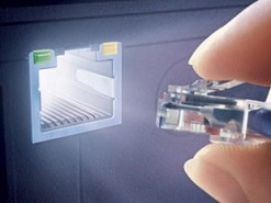 «Перебои» и «совсем пропал»: Жители Донецка жалуются на интернет