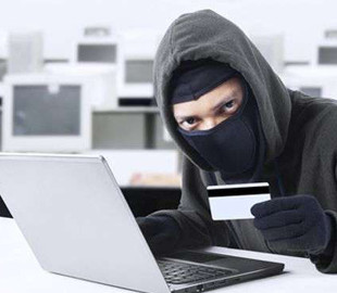 Шахраї атакують українців за кордоном: що ховається за "допомогою" в е-черзі