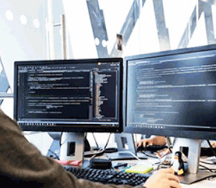 Санкции ударили по белорусскому ИТ-сектору: не поступают платежи из-за рубежа