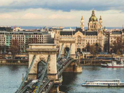 Угорщина зменшила термін дії сертифікатів вакцинації до 6 місяців