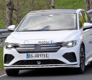 Флагманский электромобиль Volkswagen засняли на дорогах: он придет на смену Passat