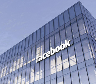 Facebook за $100 млн выкупит неоплаченные счета малого бизнеса