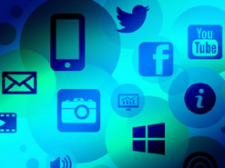 Кэти Перри назвала соцсети упадком человеческой цивилизации