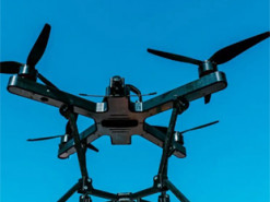 Українські розробники представили новітній вітчизняний FPV-дрон Оса