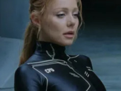 Тіна Кароль позбавляється російської мови у творчості: тепер її хіт "Скандал" звучить англійською