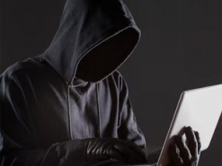 В Україні нова схема шахраїв: аферисти використовують імена відомих лікарів