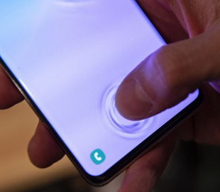 Qualcomm выпустит «разогнанный» подэкранный сканер отпечатков пальцев