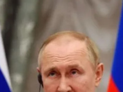 Синхронист не выдержал и заматерился, переводя речь Путина на Экономическом форуме