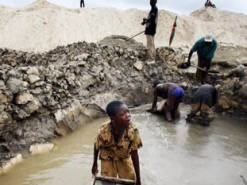 Золото и вольфрам в наших смартфонах создают большие проблемы для мира