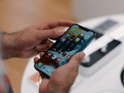 Apple готує рекордну кількість iPhone: чого чекати у 2026 році