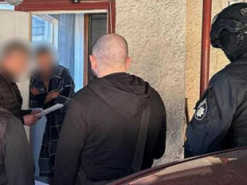 В Україні викрили групу шахраїв, які продавали в інтернеті неіснуючі товари