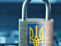 Суд запретил несколько популярных информационных сайтов Украины