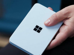 Смартфон Microsoft Surface Duo трескается при обычном использовании