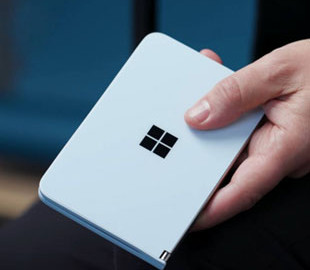 Смартфон Microsoft Surface Duo трескается при обычном использовании