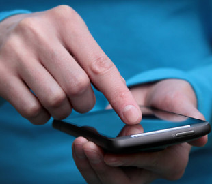 АМКУ запретил мобильным операторам менять цены в период карантина