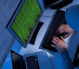 ФБР предупредила исследователей коронавируса в США об активности хакеров из Китая