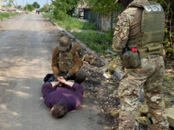 Задержан житель Бахмута, предоставлявший оккупантам информацию о дислокации украинских защитников