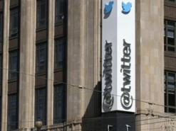 Глава МИД Кубы обвинил Twitter в дестабилизации. Свое сообщение он оставил в Twitter