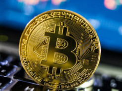 Неизвестный переместил 5000 BTC, лежавших без движения с 2013 года