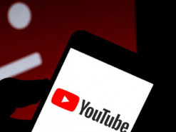 "Это недопустимо": Роскомнадзор потребовал снять санкции с Youtube-каналов российских СМИ