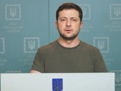 Зеленський заявив про спроби російських ЗМІ «виправдати» геноцид українців