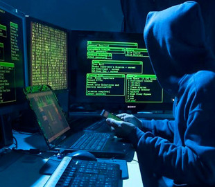 Тысячи смартфонов оказались беззащитными перед взломом: как уберечь гаджет от мошенников