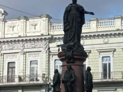 В Одеській ОВА обіцяють швидкий демонтаж пам’ятника Катерині ІІ