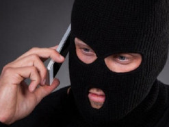 Психологический террор по телефону: жителям Донецкой области угрожают вражеские боты