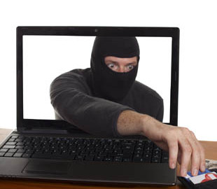 Мужчина заплатил за несуществующие автозапчасти 7 тысяч гривен