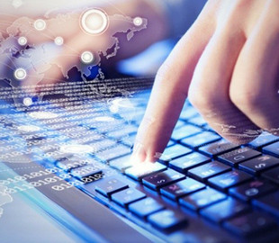 Введення COVID-перепусток в іспанській Каталонії відкладено через збій сайту уряду