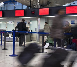 Почти 80% аэропортов введут биометрию и избавятся от очередей