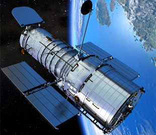 «Хаббл» обнаружил следы водяного пара на спутнике Юпитера Ганимеде