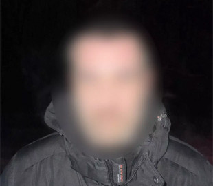 Шахраї під виглядом спецслужби обдурили пенсіонерку на 1,8 мільйона