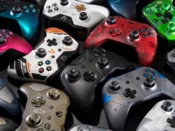 Поклонник Microsoft собрал полную коллекцию контроллеров Xbox