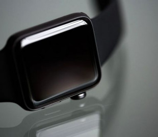 Apple Watch врятував від загибелі американця, який отримав ножові поранення
